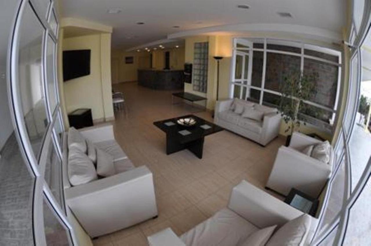 Hotel Tandil Πουέρτο Μαντρίν Εξωτερικό φωτογραφία